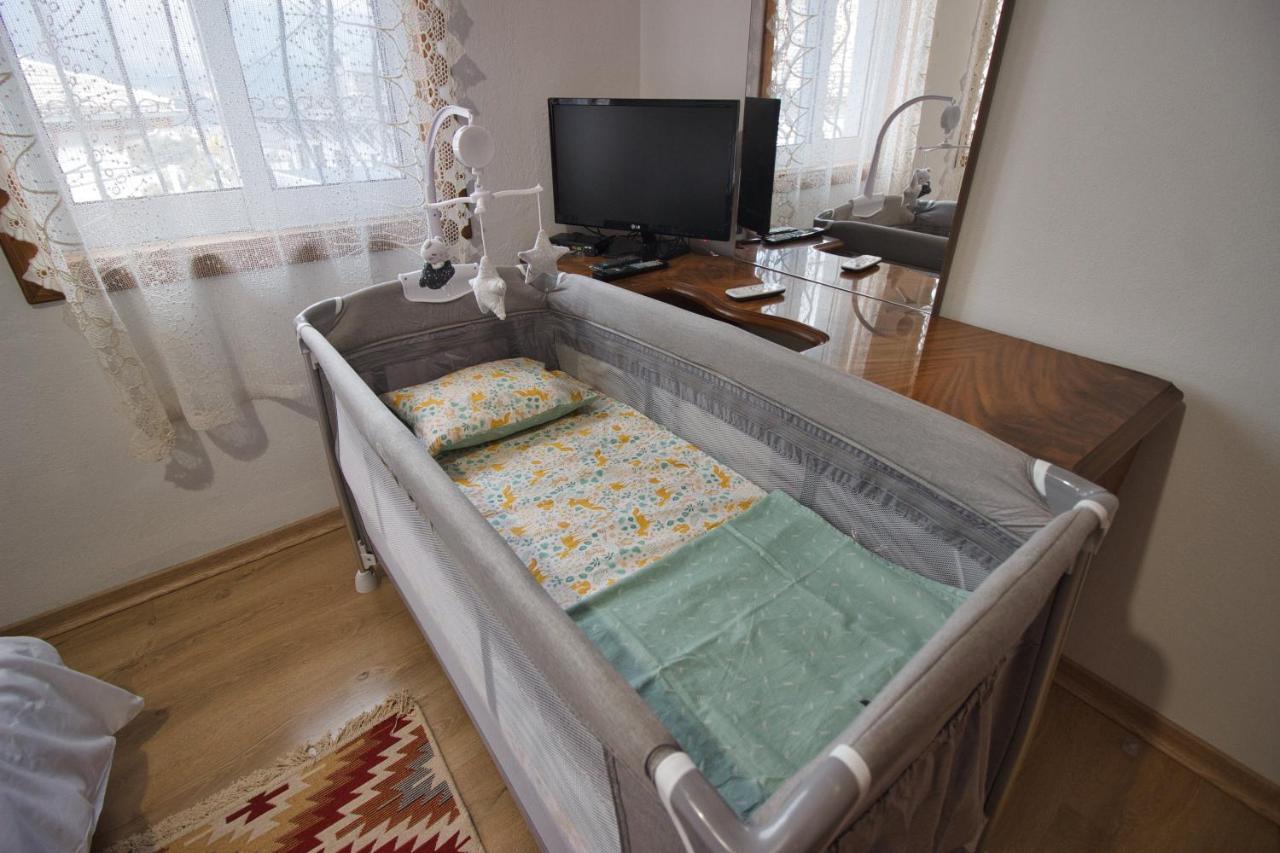 Апартаменты Emblematic House 3 Гирокастра Экстерьер фото